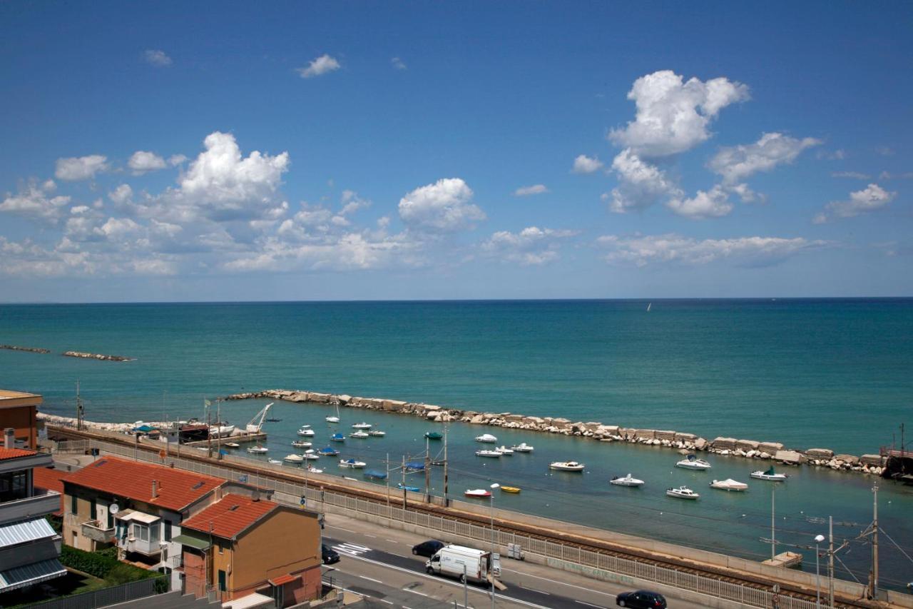 Ego Hotel Ancona Esterno foto